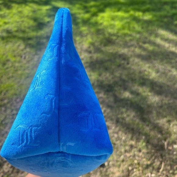 - JUICY COUTURE BLUE/ TEAL TRAVEL BAG w toiletry bottle​ - Picture 4 of 10